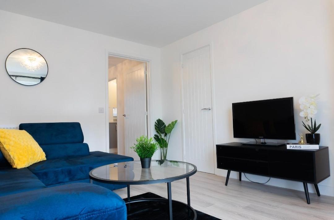 Stylish House With Private Parking Villa Glasgow Eksteriør billede